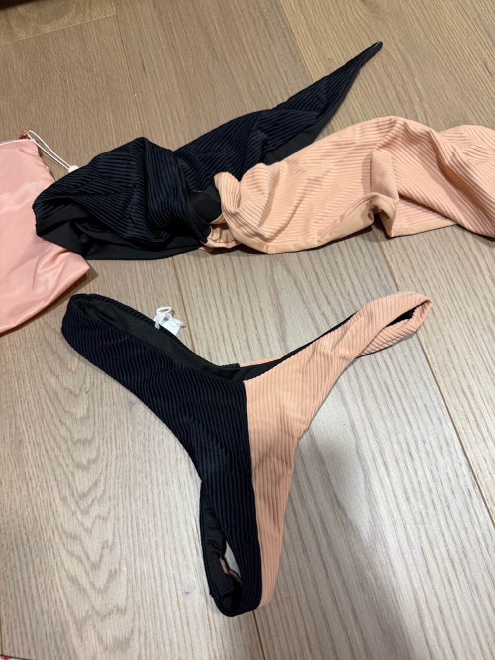 Onne Two-Tone Ribbed Bikini Set - Black & Blush Pink